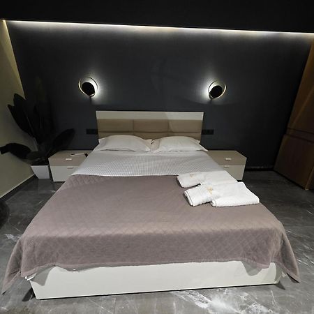 La Mirage Suites & Apartments Тирана Екстер'єр фото